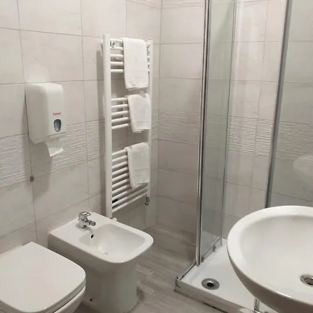 Venice Sanella ميستر