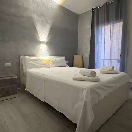 Venice Sanella *