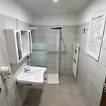 Venice Sanella Πανσιόν