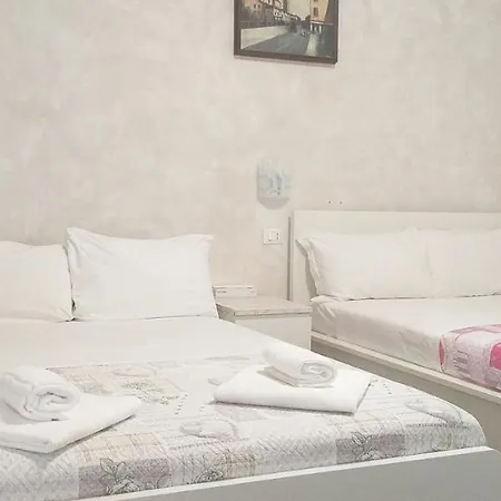 Venice Sanella * Μέστρε